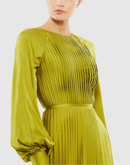 Evening Gowns | Women Mac Duggal Green Pleated High Neck Raglan Long Sleeve Side Slit Gown Apple Green