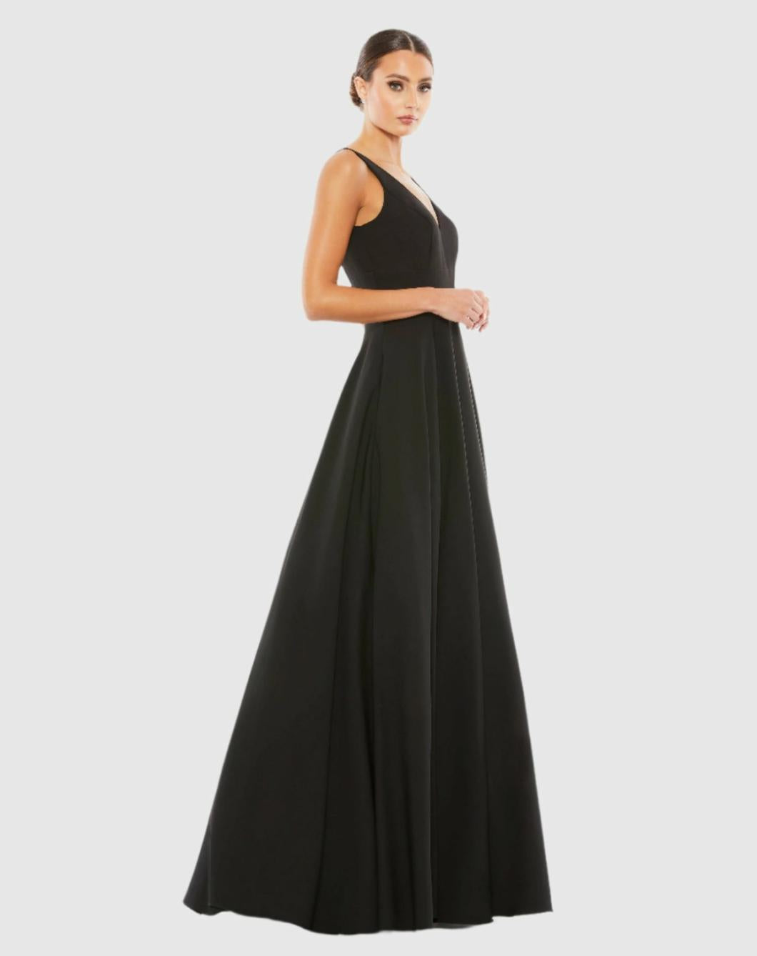 Best Sellers | Women Mac Duggal Black Classic Sleeveless A-Line Gown With Pockets Black