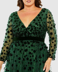 Plus Size Dresses | Women Mac Duggal Floral Applique Long Sleeve A Line Dress Emerald